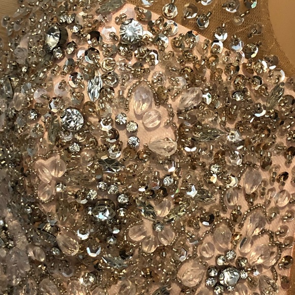 TERANI COUTURE - Picture 5 of 9